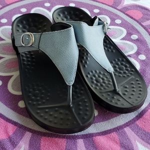 Areothotic Woman's Sandals Size 11